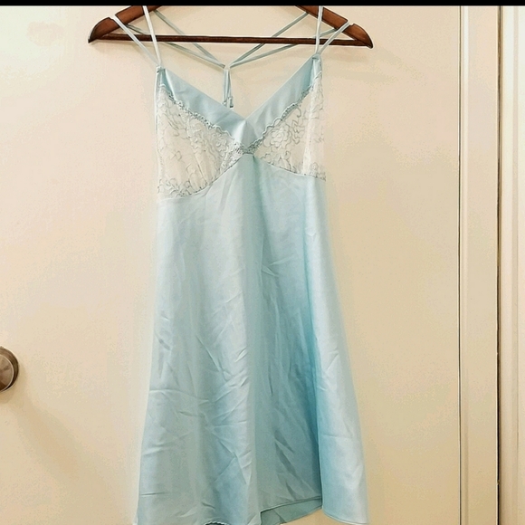 *FREE W/Purchase* Soft Satin Slip- light blue turquoise - Picture 5 of 6
